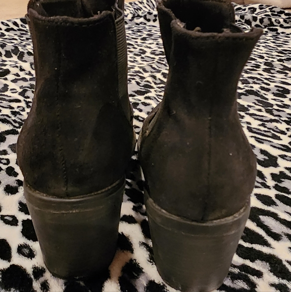 Short Black Suede Women's Pull on Booties - Picture 3 of 4